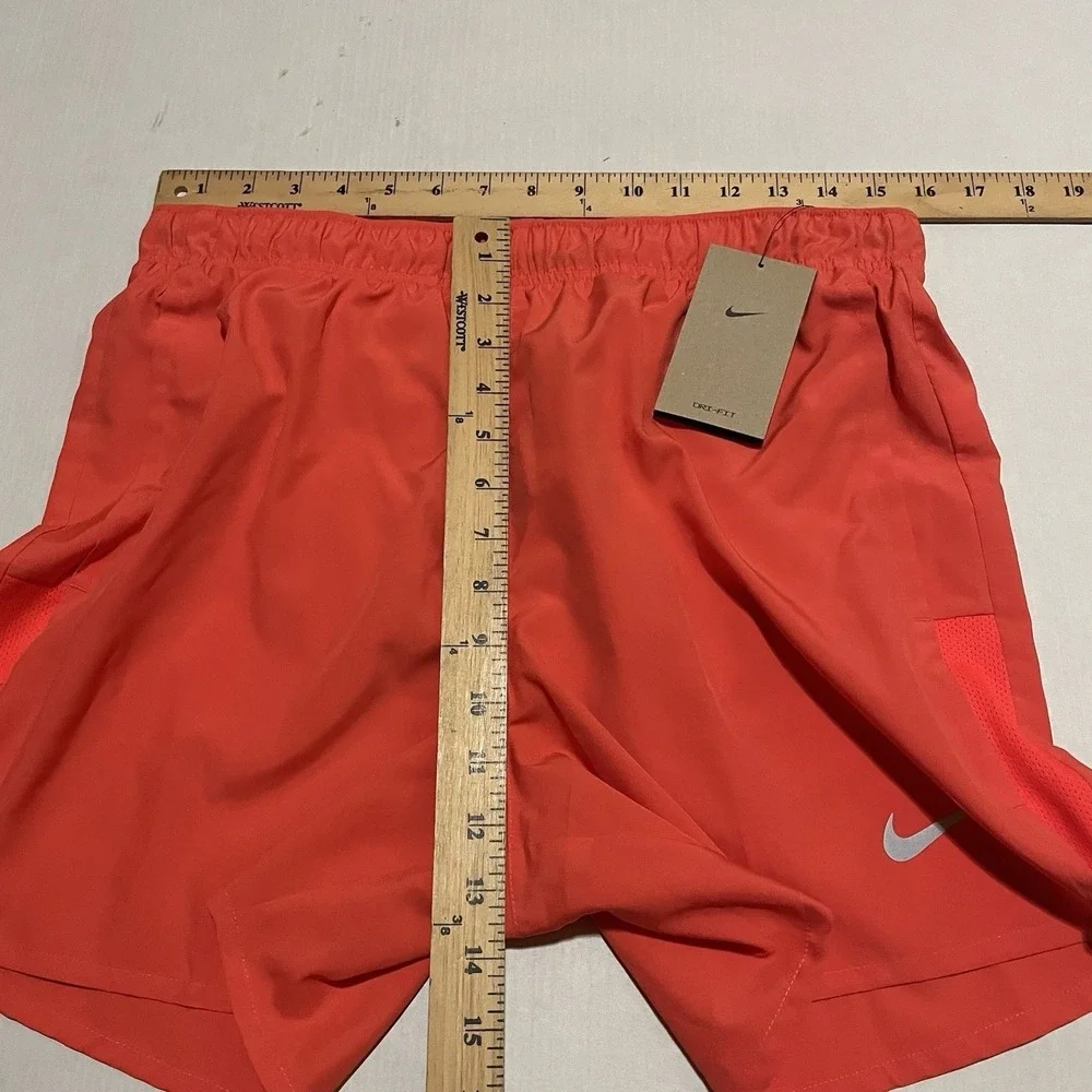Nike Challenger Dri-Fit 5